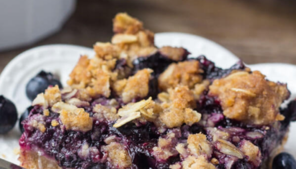 blueberry-oatmeal-crumble-bars