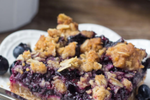 blueberry-oatmeal-crumble-bars