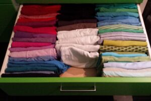 konmari-tshirts