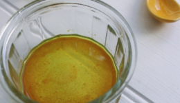 tumeric-coco-oil-mask