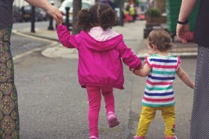 Free image/jpeg Resolution: 4344x3128, File size: 3Mb, Happy kids on a city street