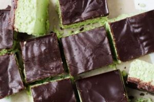 no-bake-paleo-grasshopper-bars