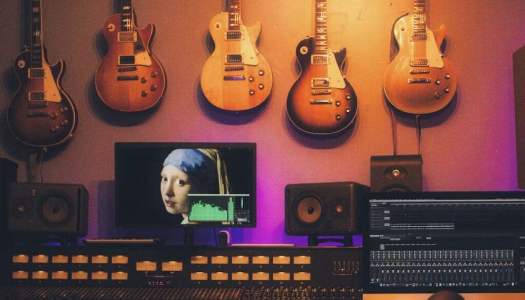music-guitars-recording-audio-arts-rock-pubdomain-Caught-In-Joy