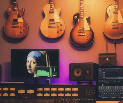 music-guitars-recording-audio-arts-rock-pubdomain-Caught-In-Joy